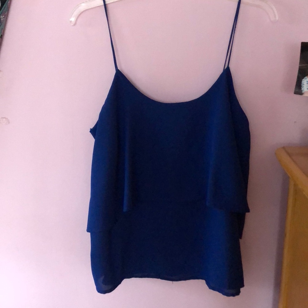 Never worn blue light flowy tank